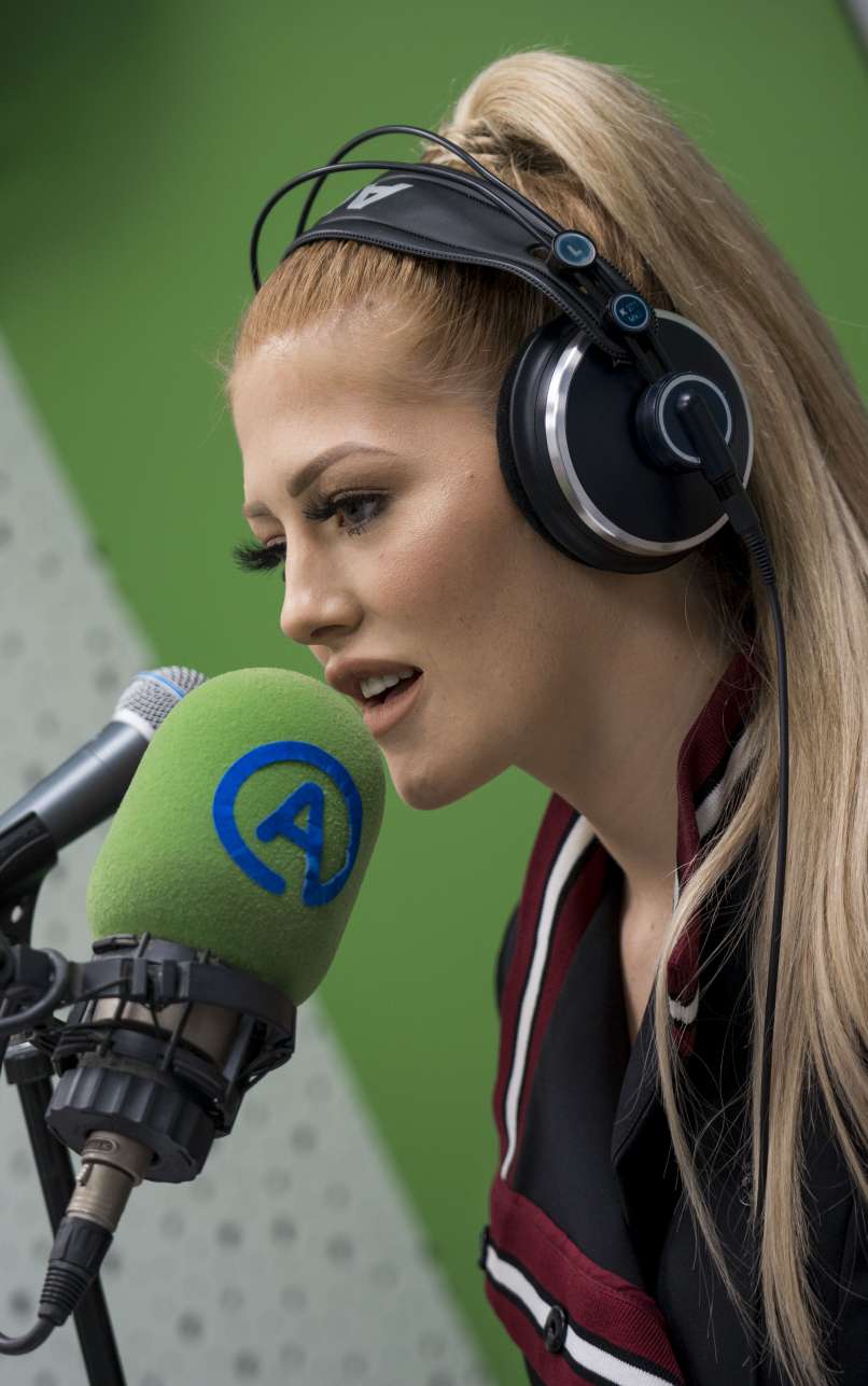 radio-aktual, nina-donelli
