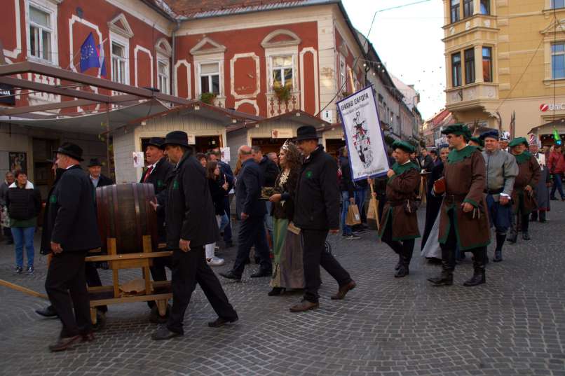 martinovanje na ptuju