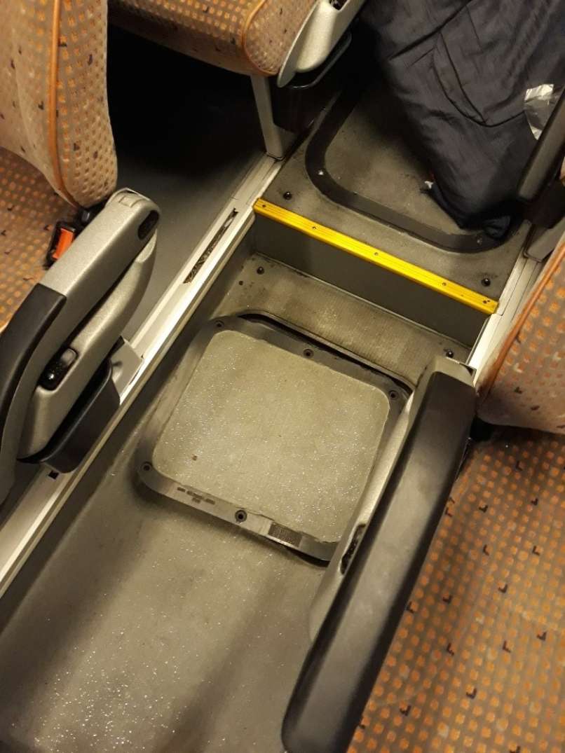 avtobus, droga, konoplja
