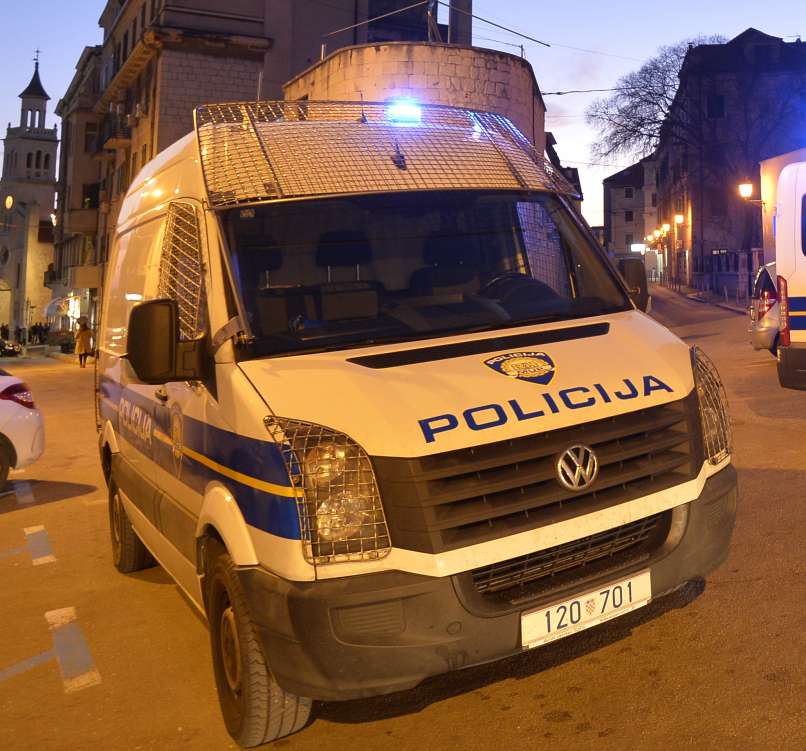 pokol, split, hrvaška-policija, pokol, split