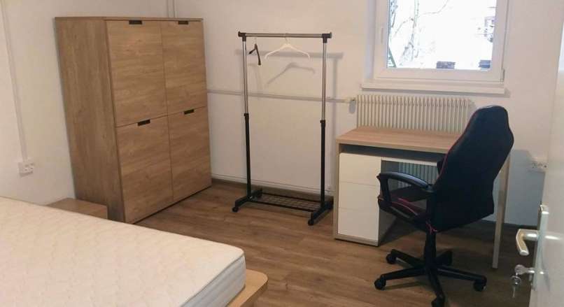 enoposteljna soba 1