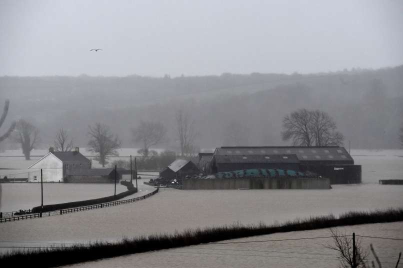 poplave, nevihta-dennis, wales