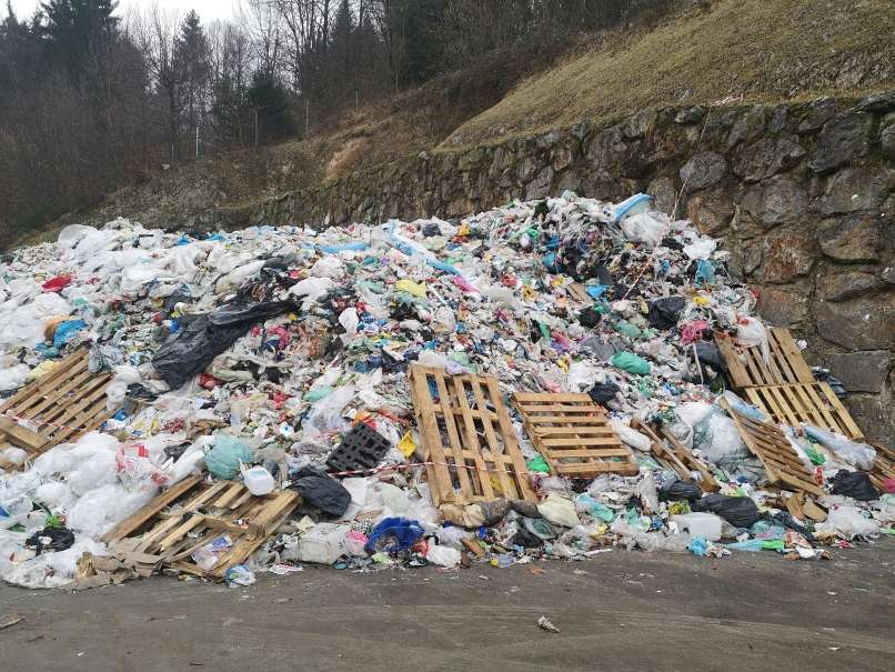 neprevzeta-komunalna-odpadna-embalaža