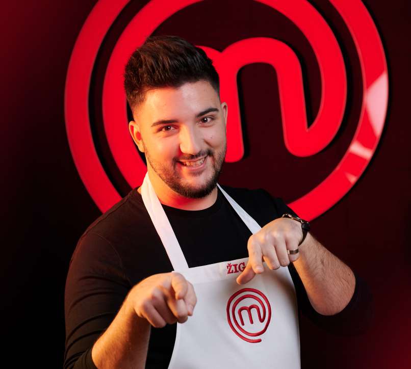 ZIGA DERSEK na crnem 10