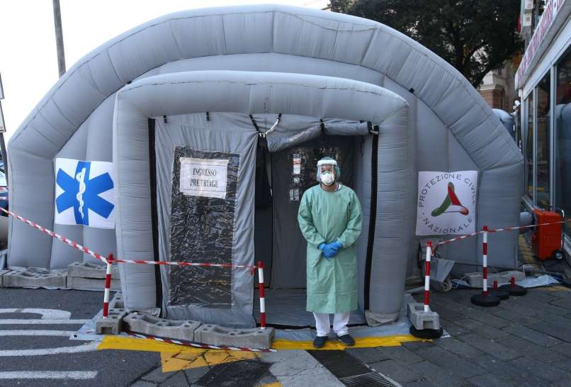 genova, italija, koronavirus