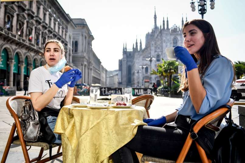 italija, koronavirus, rahljanje-ukrepov, cerkev, maša