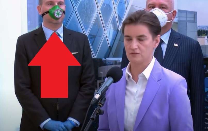 Srbska premierka, maska