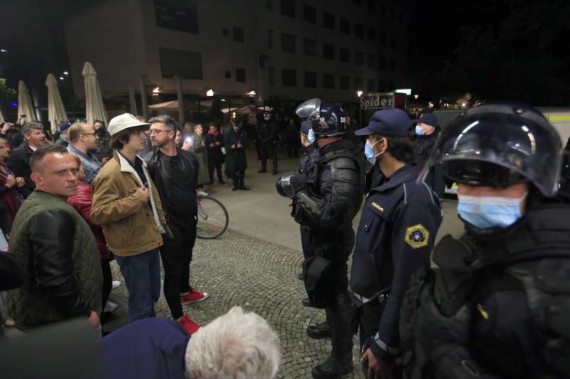 protest, 30.-05