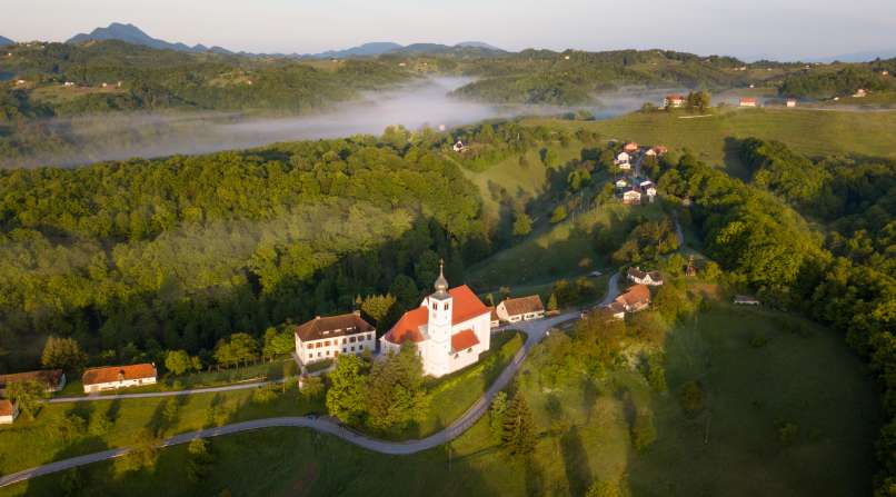 Podlehnik, cerkev