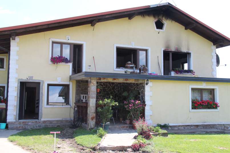 družina-bedrač, požar