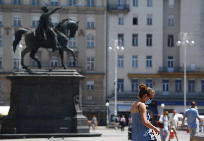 zagreb, maske, okužbe