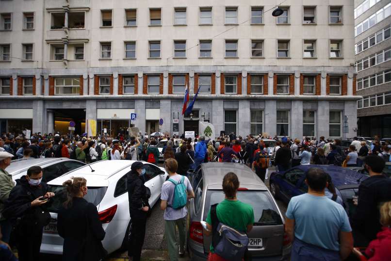 protest-ljubljana-24.-7
