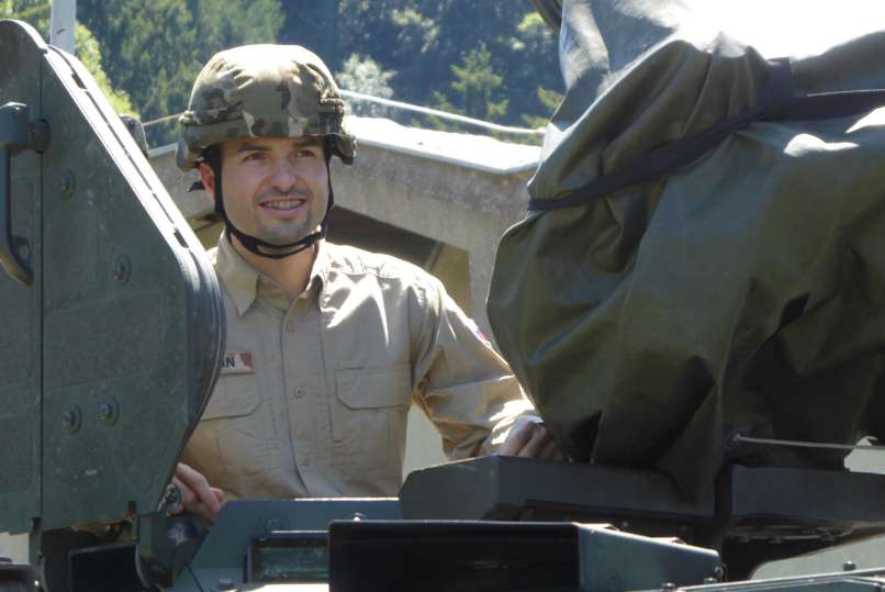 tank Matej Tonin