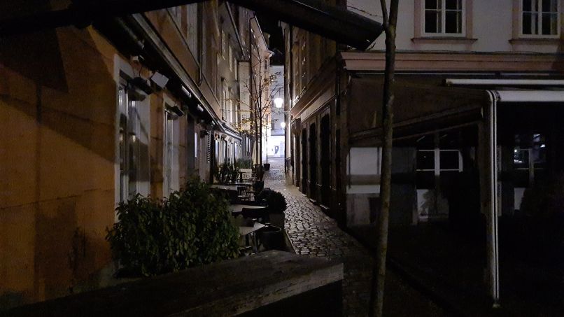 ljubljana, policijska-ura, odkrito