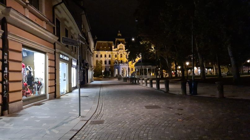 ljubljana, policijska-ura, odkrito