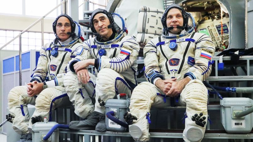 iss, astronavti