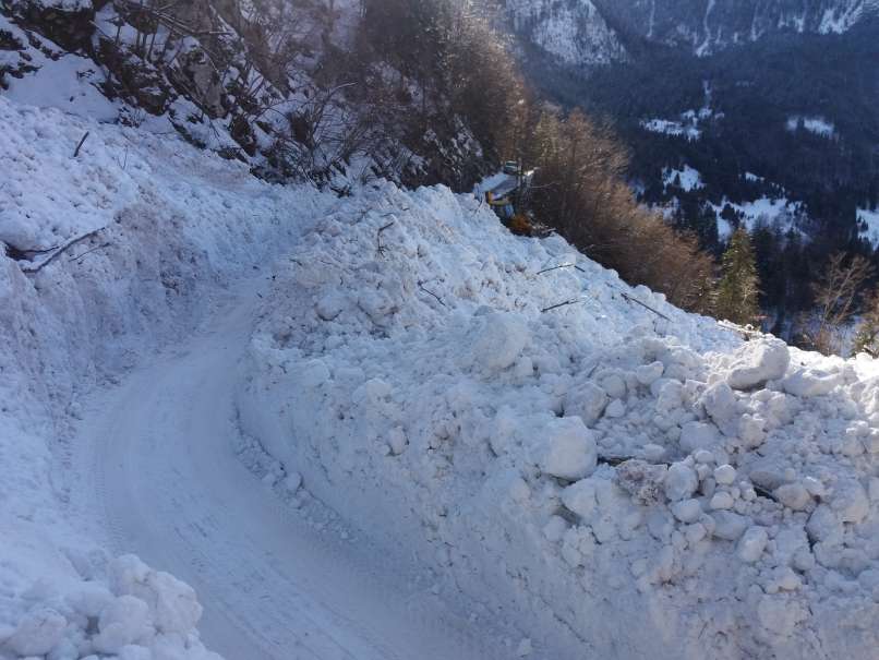 snežni plaz, vas na skalo