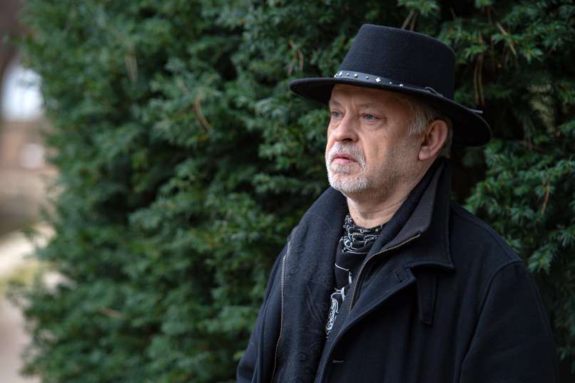 feri lainšček Bobo