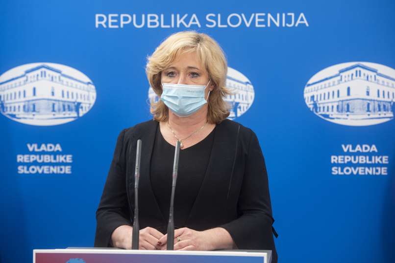 simona repar bornšek