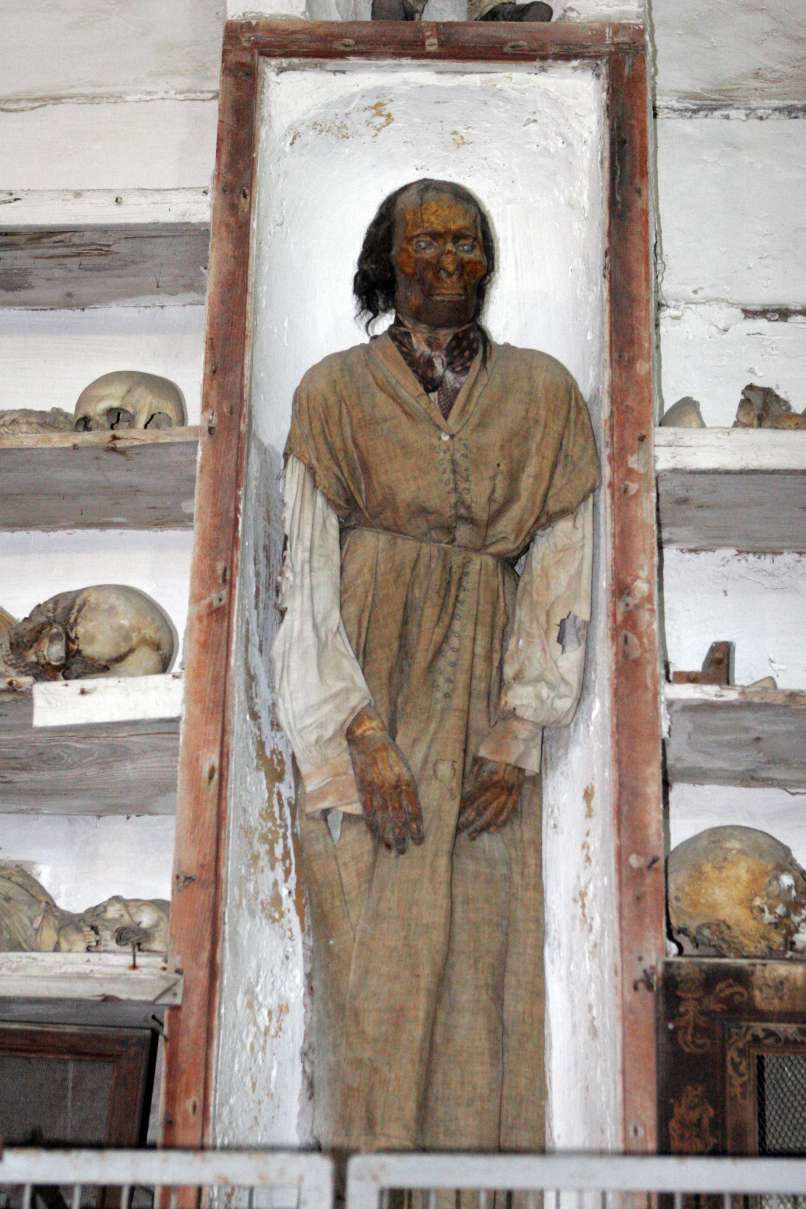 rosalia-lombardo, catacombe-dei-cappuccini