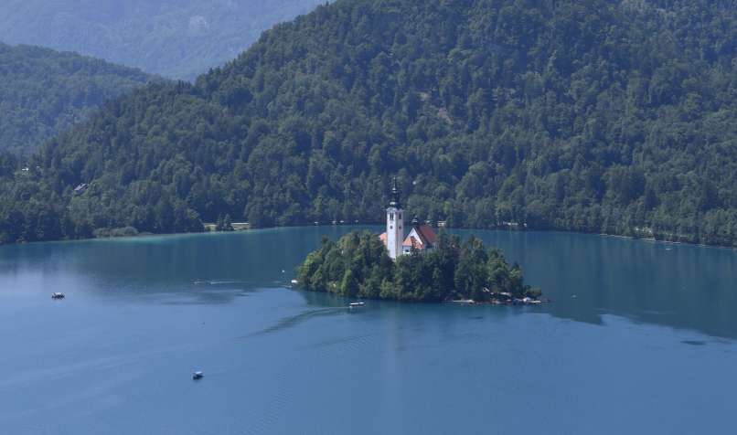 goodyear-blimp, bled, lesce