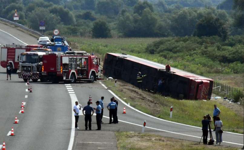 slavonski-brod, hrvaška-avtocesta, nesreča-avtobusa