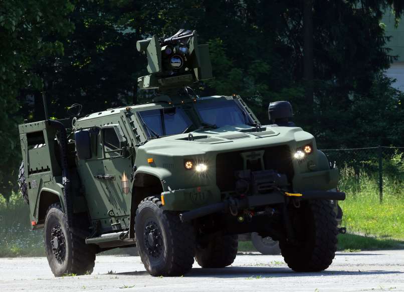 oshkosh, lkov 4x4,