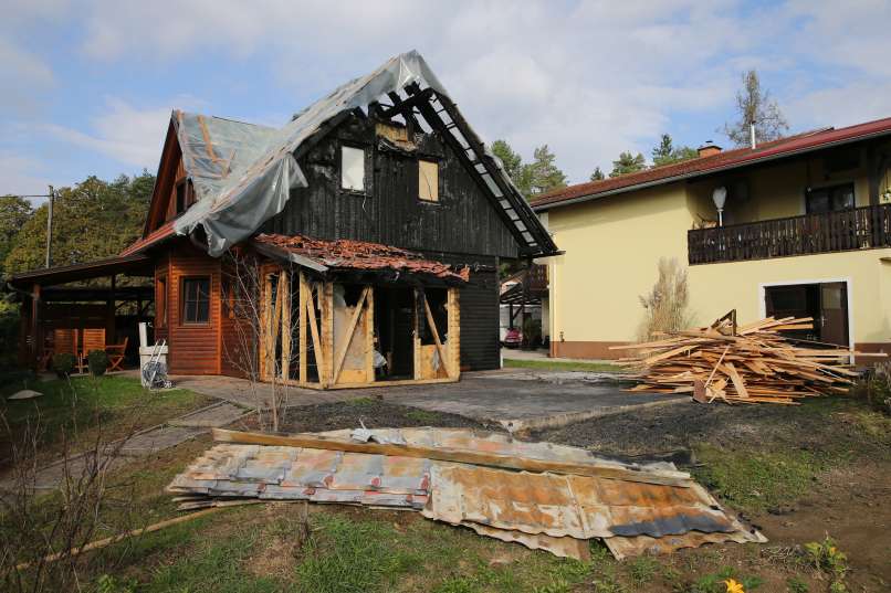 Zdenka in Rajko Jamnikar, požar 3
