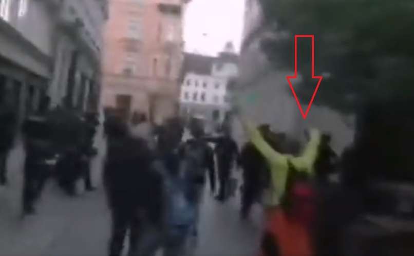 protest, rumeni-protestnik