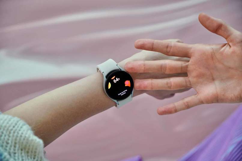 Galaxy Watch4 - 1