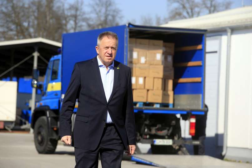pocivalsek blagovne rezerve-bobo