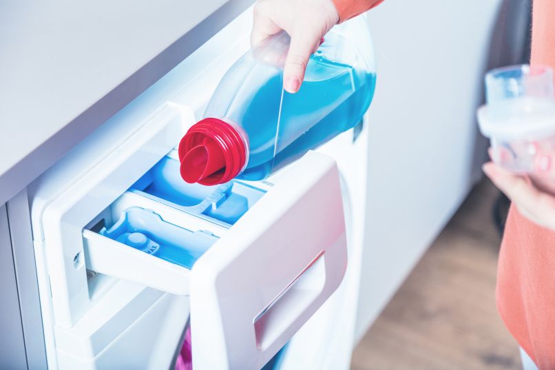 pralni stroj, dozirna posoda, pralni detergent 