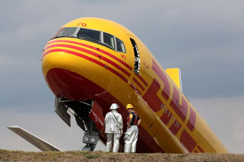 tovorno-letalo, dhl, juan-santamaria