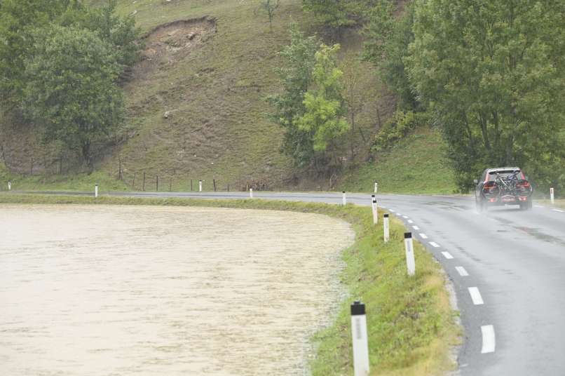 poljanska sora, poplave, žiri1