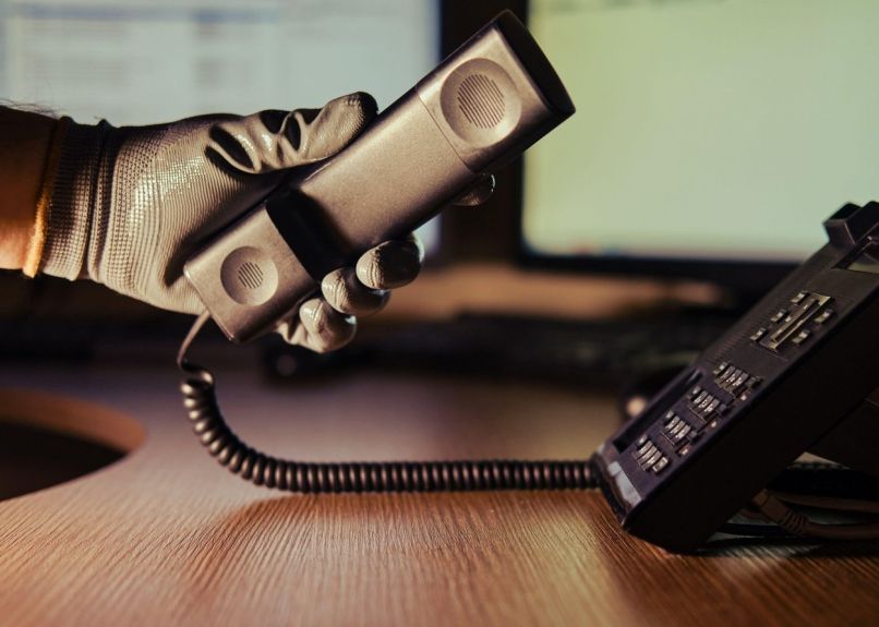 telefon, telefonski klic, goljuf