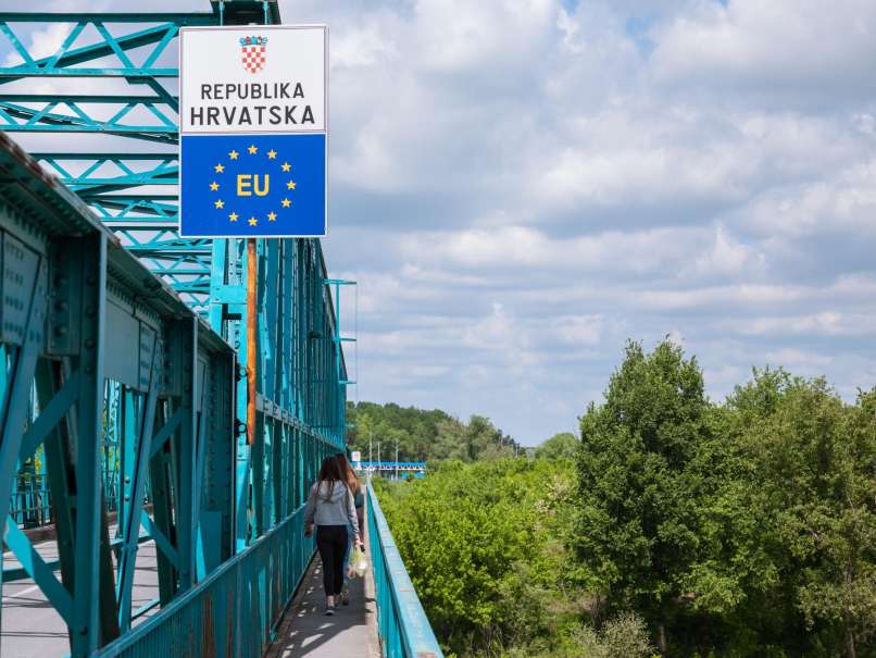 Mejni prehod Brčko na meji med Hrvaško ter Bosno in Hercegovino