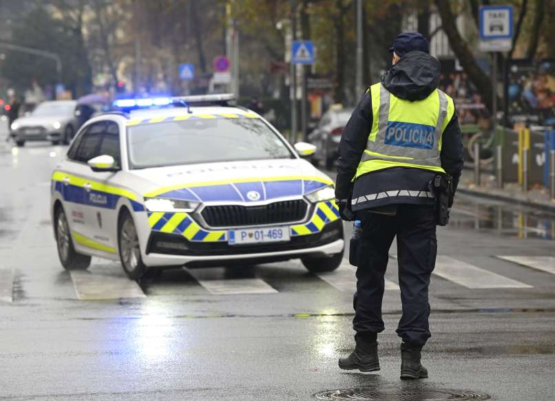 slovenska-policija