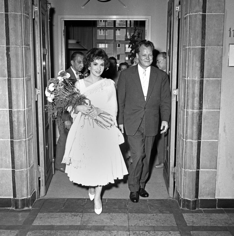 Lollo in Willy Brandt med obiskom Berlina 1958, Brandt je bil takrat župan tega nemškega mesta
