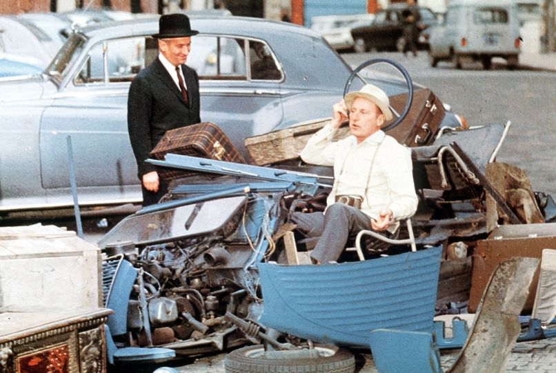 Naivnež (1965), prvi od dveh filmov z Bourvilom. Dvojec je imel na filmskem platnu izjemno kemijo