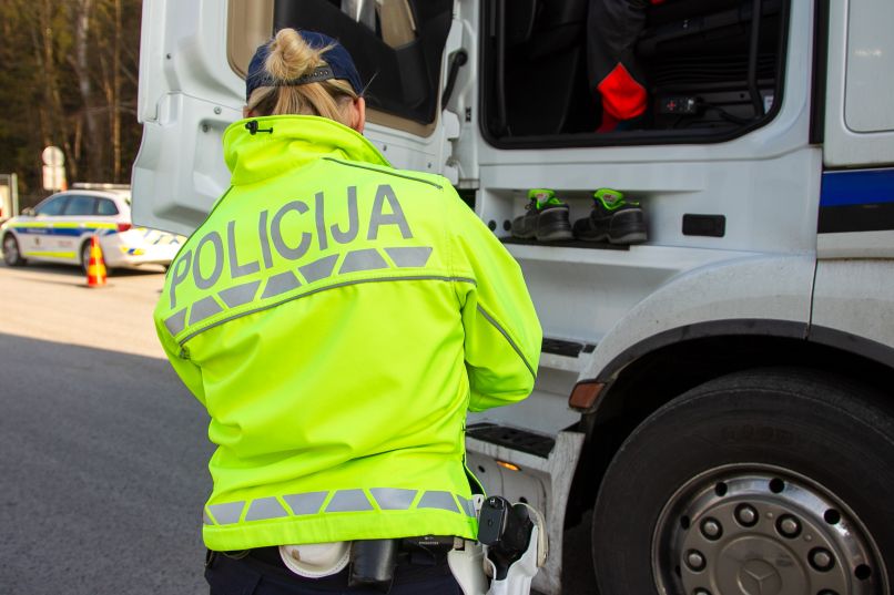 tovornjak, policija, kontrola