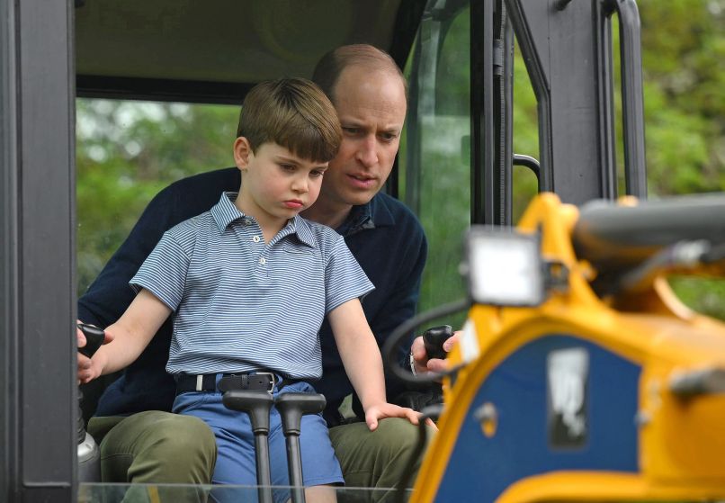 4princ-william, kate-middleton, princ-george, princ-louis, princesa-charlotte