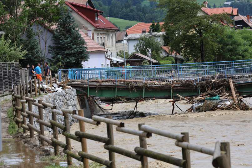 prevalje, odstranjevanje-posledic