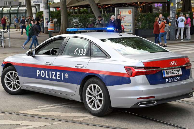 avstrijska policija