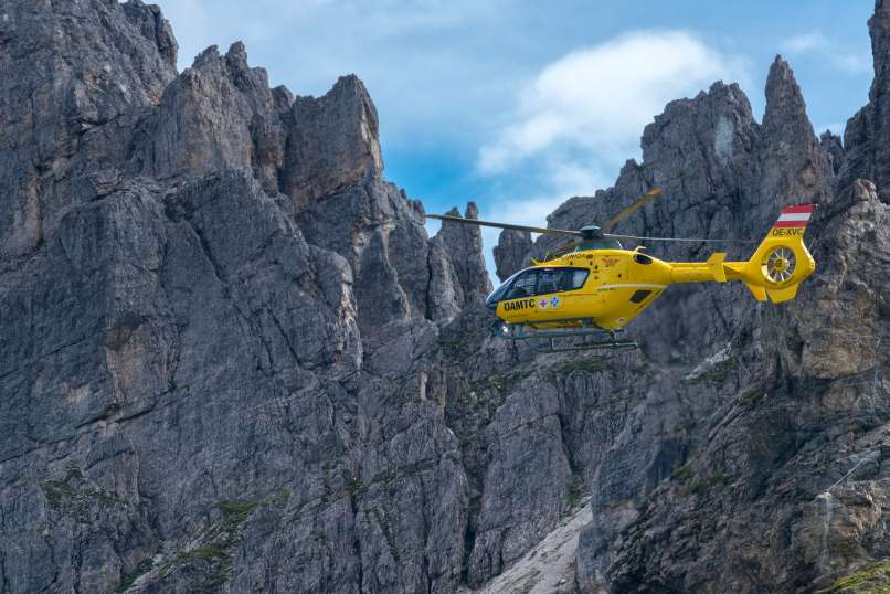 avstrijski reševalci, helikopter