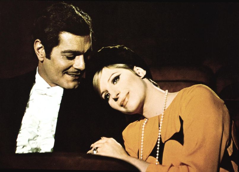 Smešno dekle (1968) s Streisandovo. Zaradi vloge je skoraj ostal brez egiptovskega državljanstva