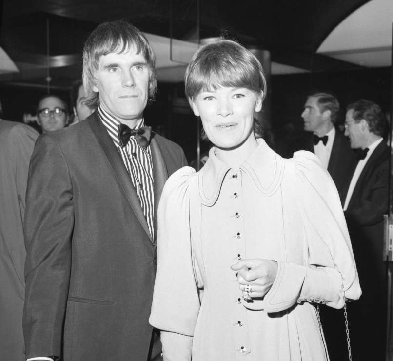 Z možem Royem Hodgesom na premieri filma Trojni odmev leta 1972