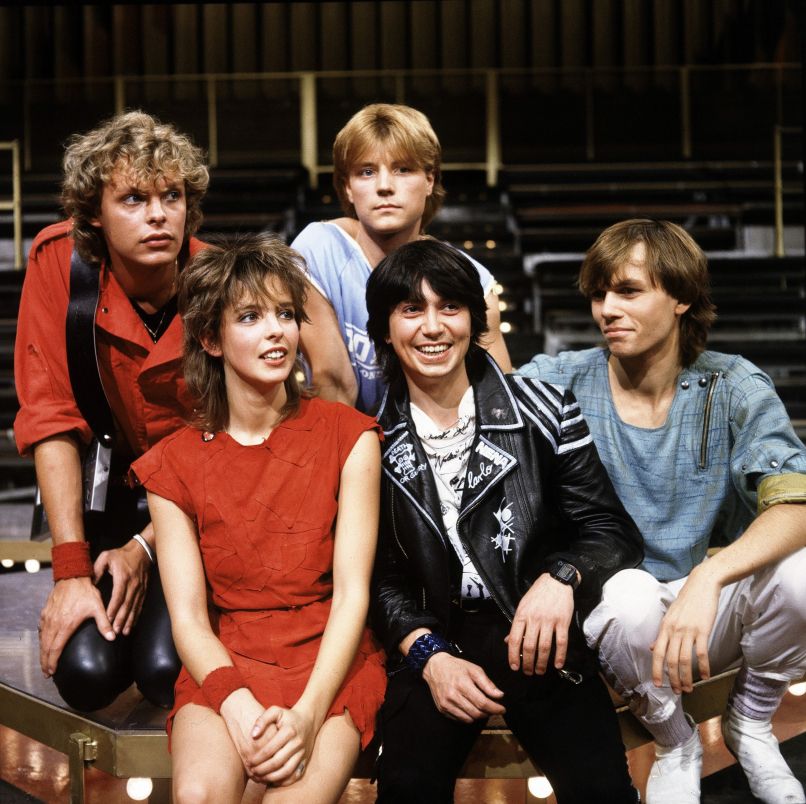 Nena je bilo sprva ime skupine, šele 1987 je šla pevka na pot solo kariere