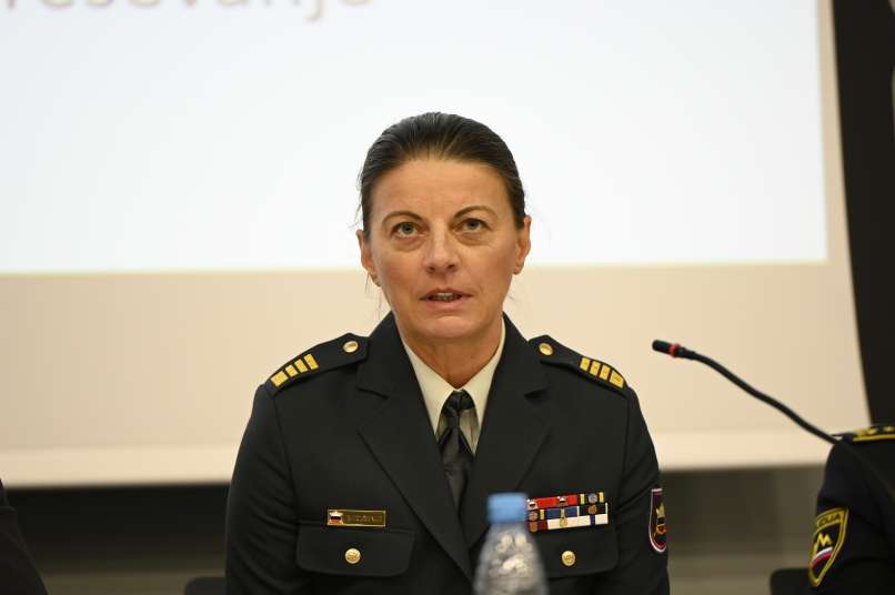 Bernarda Volčanjk, SLO vojska