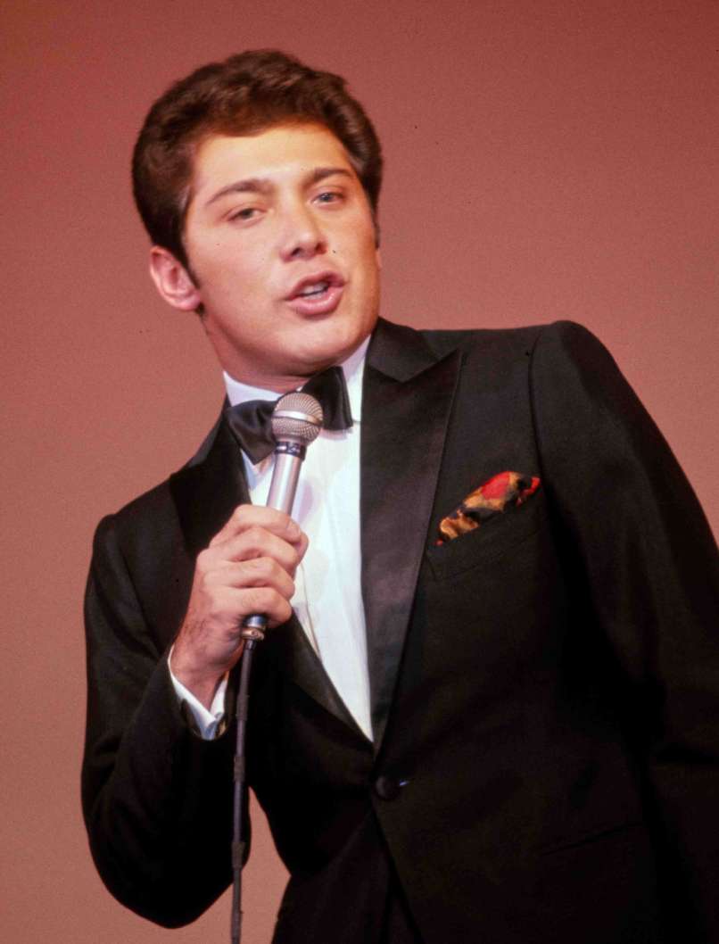 Paul Anka je uspel še kot najstnik, zato se dobro drži tudi po sedmih desetletjih nastopanja