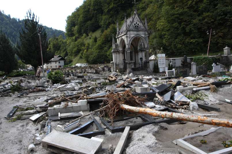 poplave, železniki